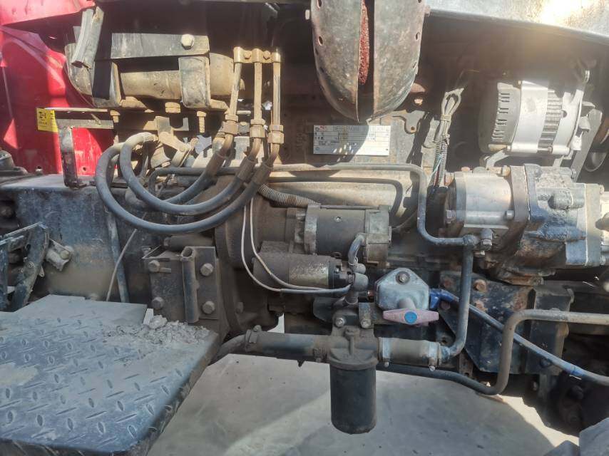 东方红WE304拖拉机