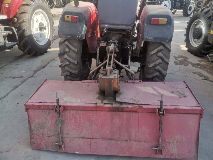 东方红WE304拖拉机