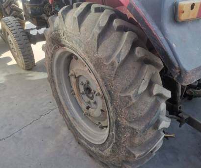 东方红WE304拖拉机