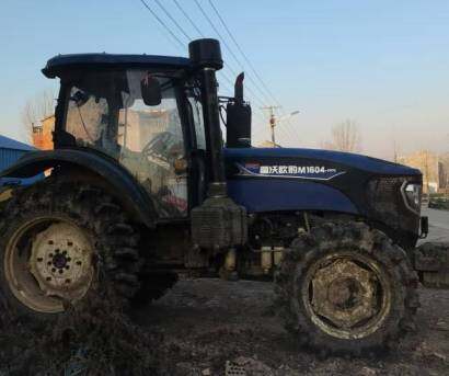 雷沃M1604-5XS1拖拉机