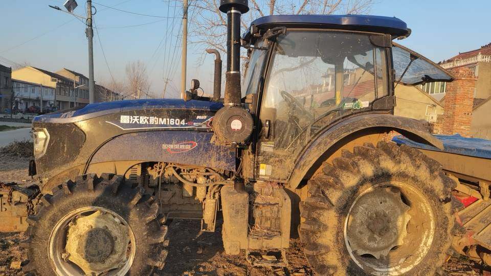 雷沃M1604-5XS1拖拉机