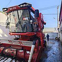 雷沃谷神GM100pro纵轴流轮式谷物收获机