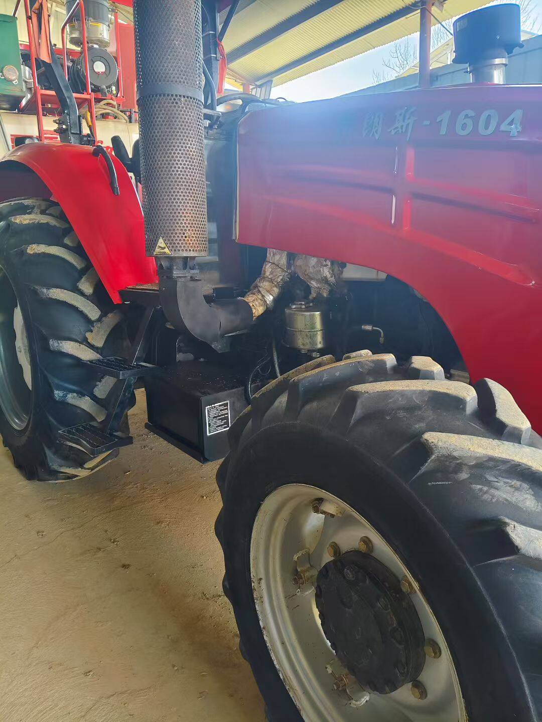格朗斯1604拖拉机