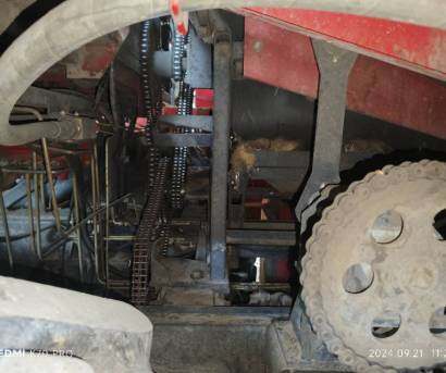 牧神八行玉米收割机