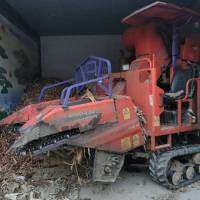 废铁两行履带玉米收割机