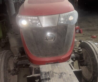 山拖ME1200A拖拉机