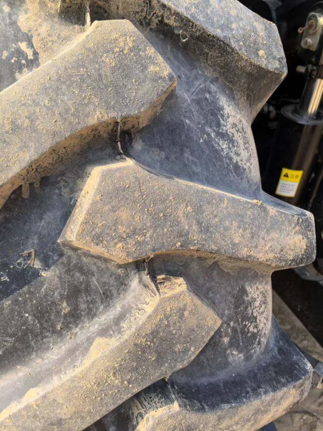 常发农装CFH2004轮式拖拉机