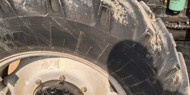 常发农装CFH2004轮式拖拉机