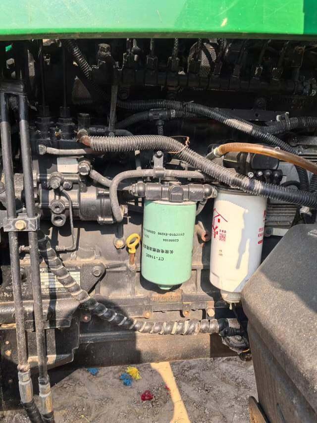 常发农装CFH2004轮式拖拉机