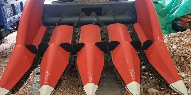 久保田4YZB-3(PRO1408Y)玉米收获机