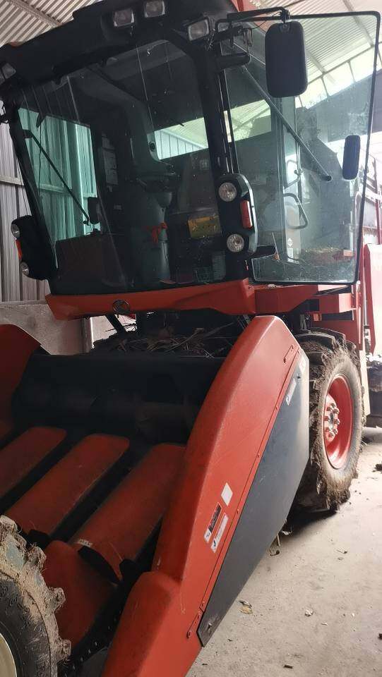 久保田4YZB-3(PRO1408Y)玉米收获机