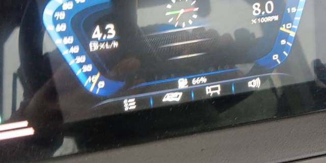 雷沃欧豹M1600拖拉机