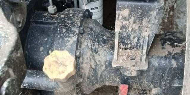 雷沃欧豹M1600拖拉机