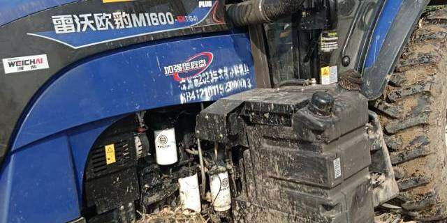 雷沃欧豹M1600拖拉机