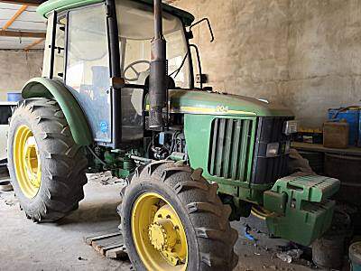 约翰迪尔904拖拉机