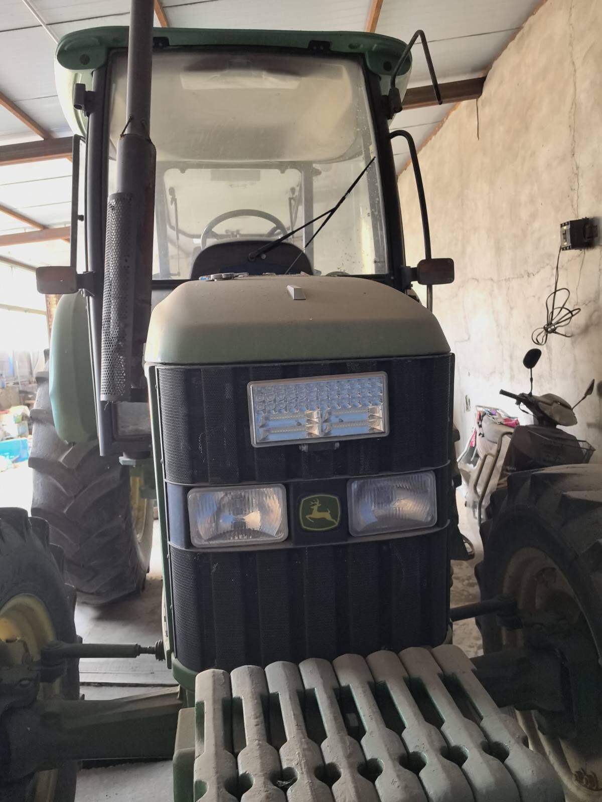 约翰迪尔904拖拉机