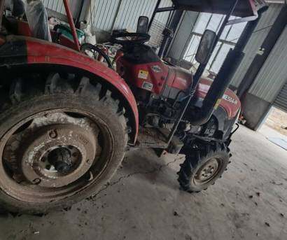 东方红ME504拖拉机