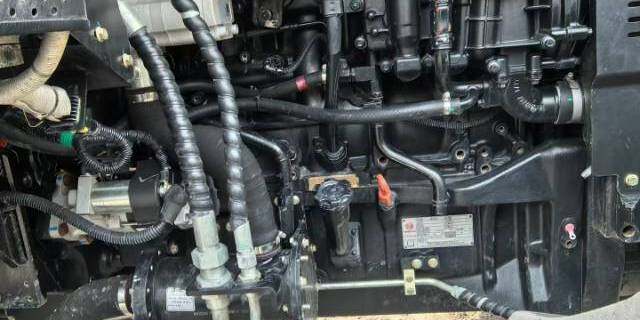 雷沃欧豹M2004-5G拖拉机