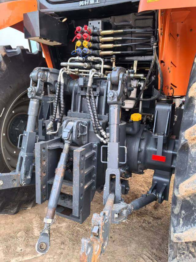 英轩YM2404拖拉机