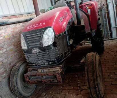 东方红LX1000拖拉机