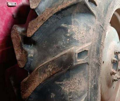 东方红LX1000拖拉机