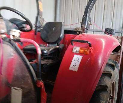 东方红LX1000拖拉机