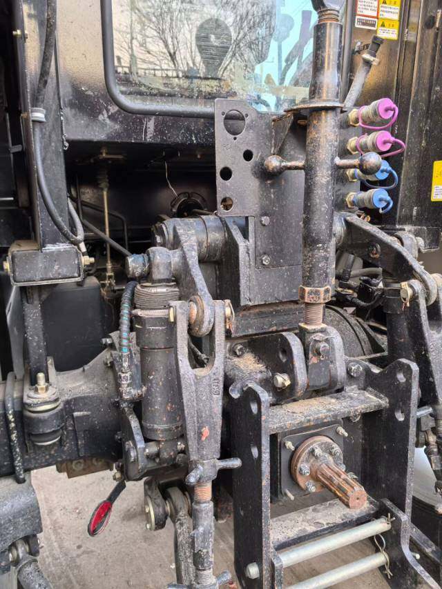 东方红LX1504拖拉机