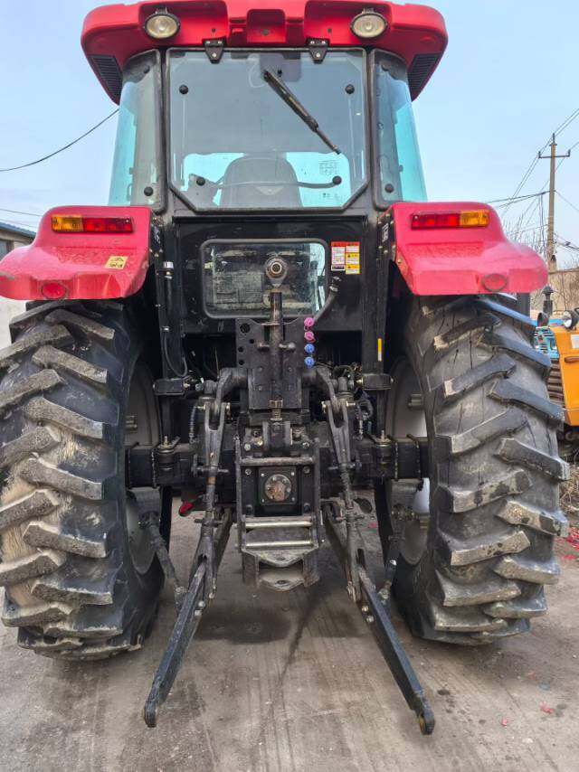 东方红LX1504拖拉机