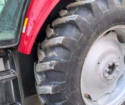 东方红LX1504拖拉机