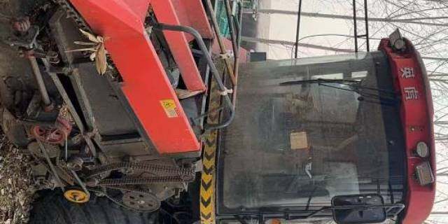 英虎4YZJ-4玉米收获机