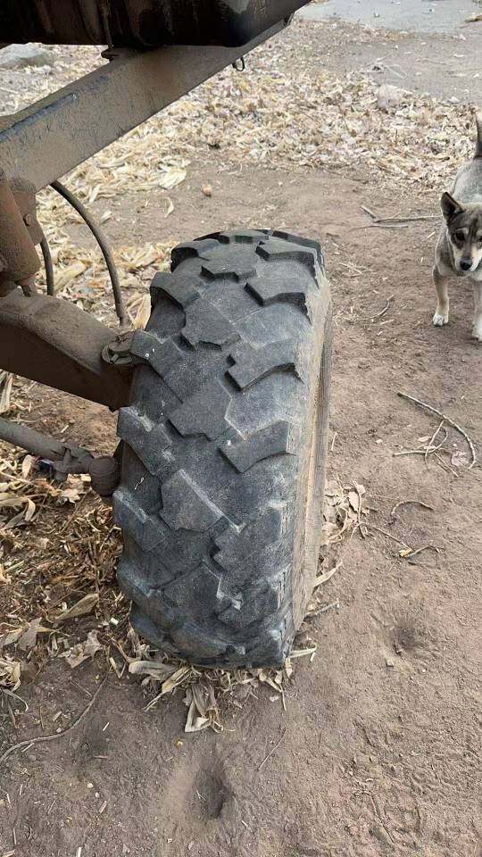 英虎4YZJ-4玉米收获机