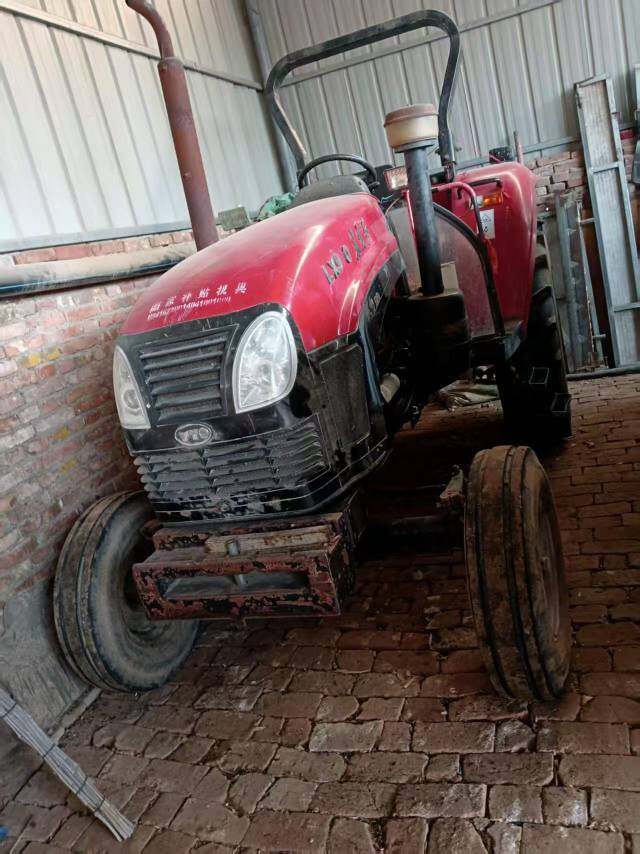 东方红LX950轮式拖拉机