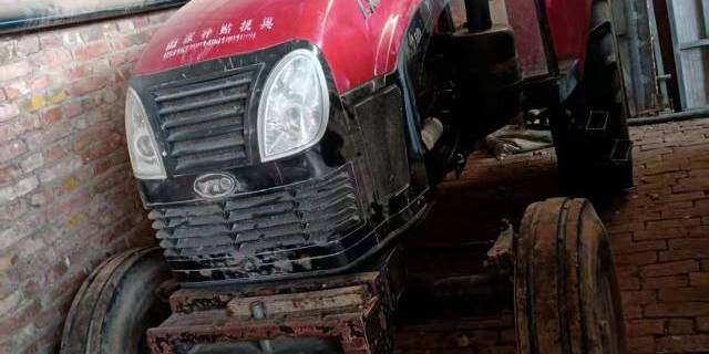 东方红LX950轮式拖拉机