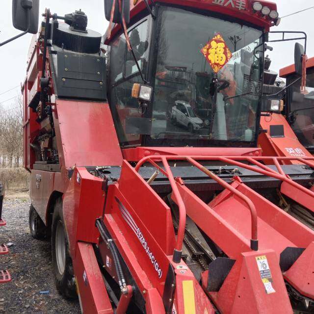 金大丰4YZPSJ-4C自走式玉米茎穗兼收收割机