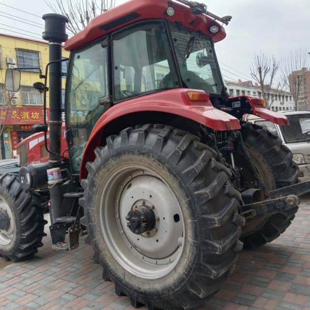 东方红LN2004拖拉机