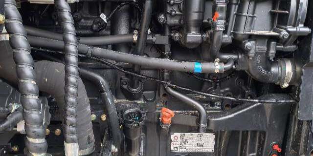 雷沃欧豹M2004-5G轮式拖拉机