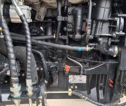 雷沃欧豹M2004-5G轮式拖拉机