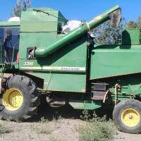 约翰迪尔3316联合收割机