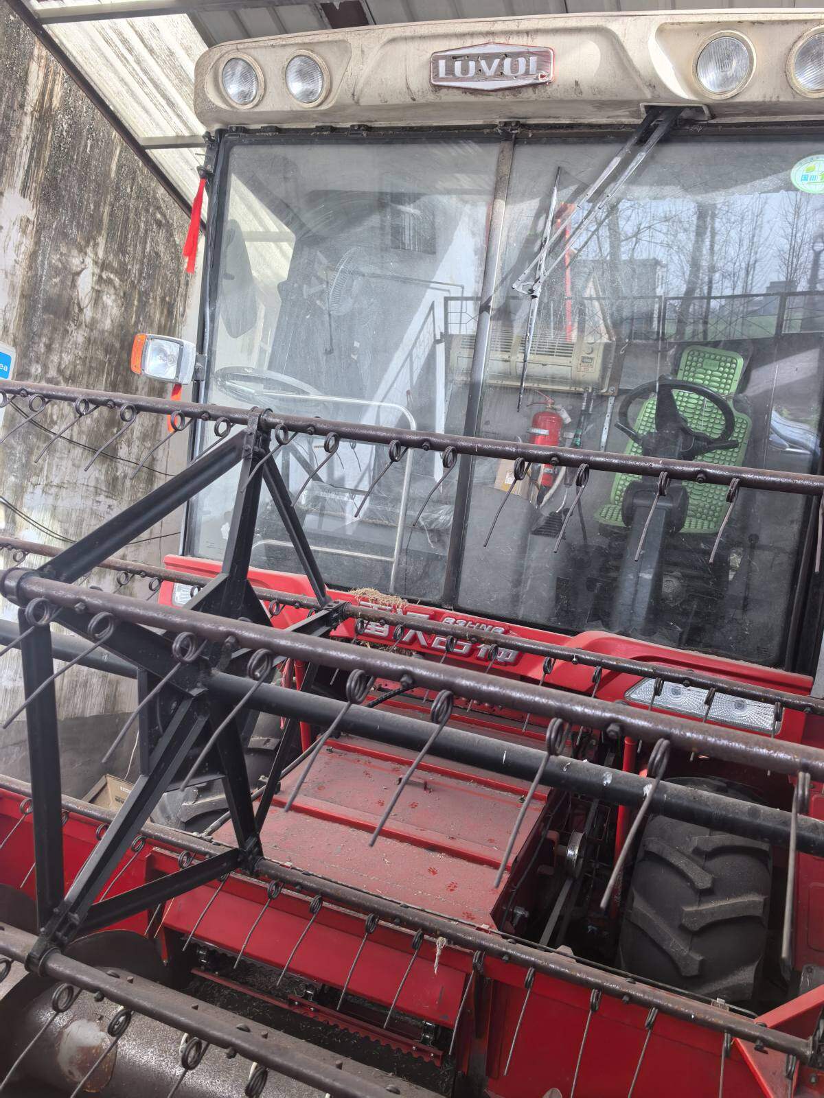 雷沃GE70小麦收割机