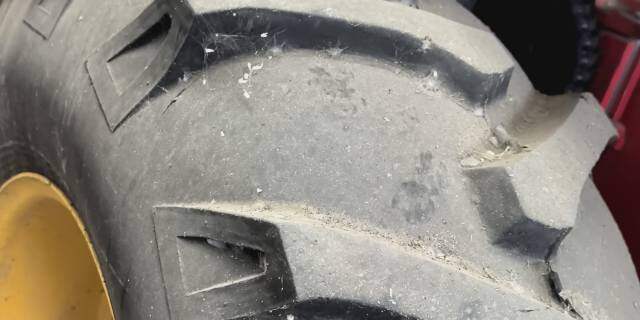 雷沃GE70小麦收割机