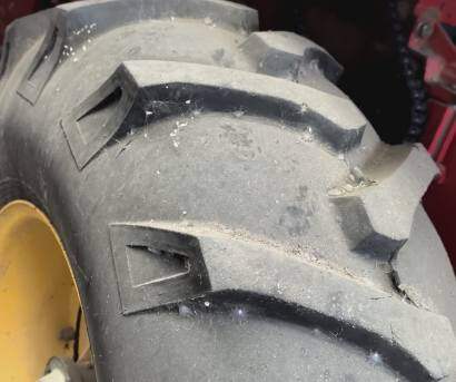 雷沃GE70小麦收割机