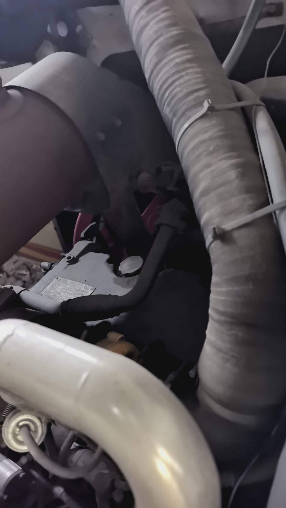 雷沃GE70小麦收割机