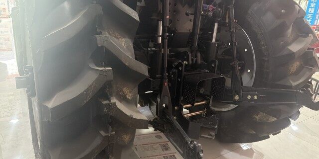 东方红LX2004-M拖拉机