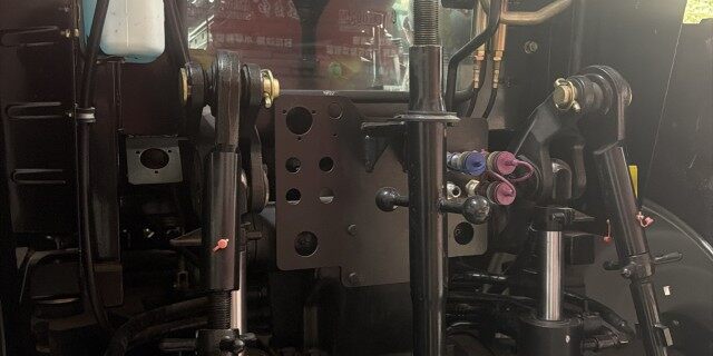 东方红LX2004-M拖拉机