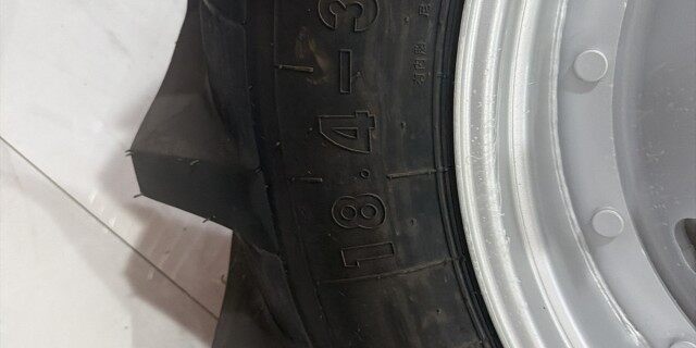 东方红LX2004-M拖拉机