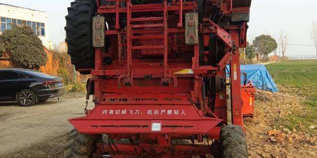 雷沃GM100谷物收割机