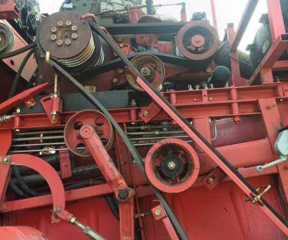 雷沃GM100谷物收割机