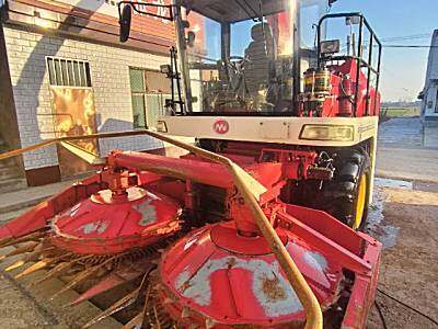 中机美诺9335（G4）自走式青饲料收获机