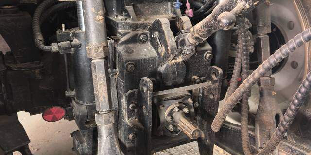 东方红LN2004拖拉机