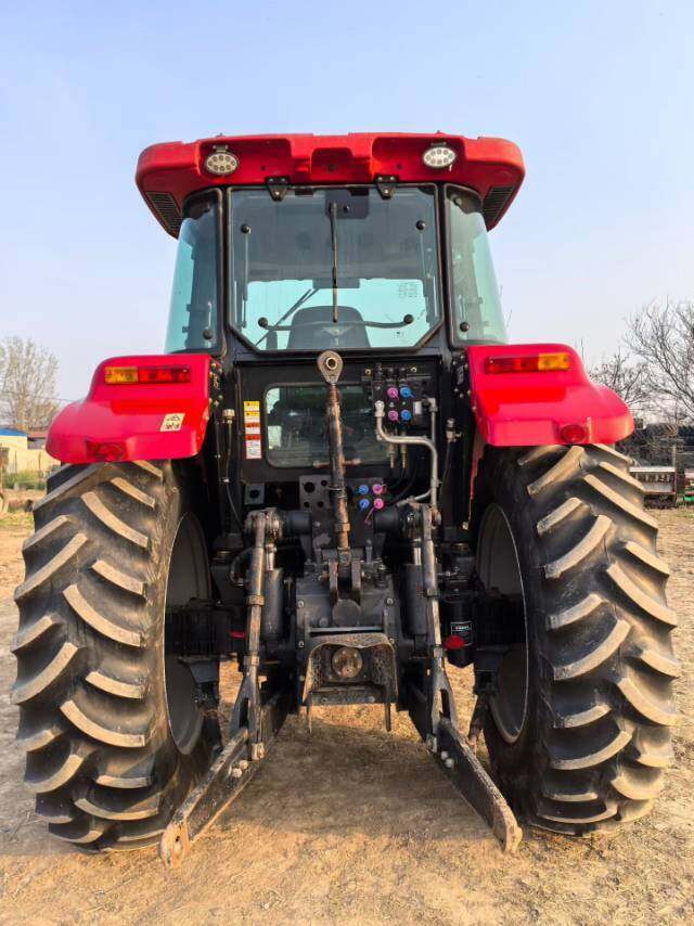 东方红LN2004轮式拖拉机